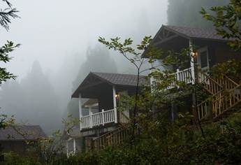 說(shuō)明: C:4示意圖圖片庫(kù)原生態(tài)野奢、林憩、樹(shù)屋恩施坪壩營(yíng)20101013095446537.jpg